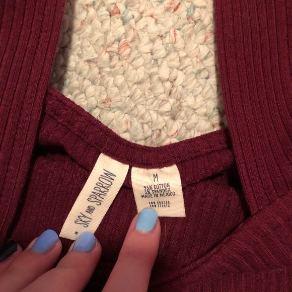 Cropped Tank - Picture 2 of 2